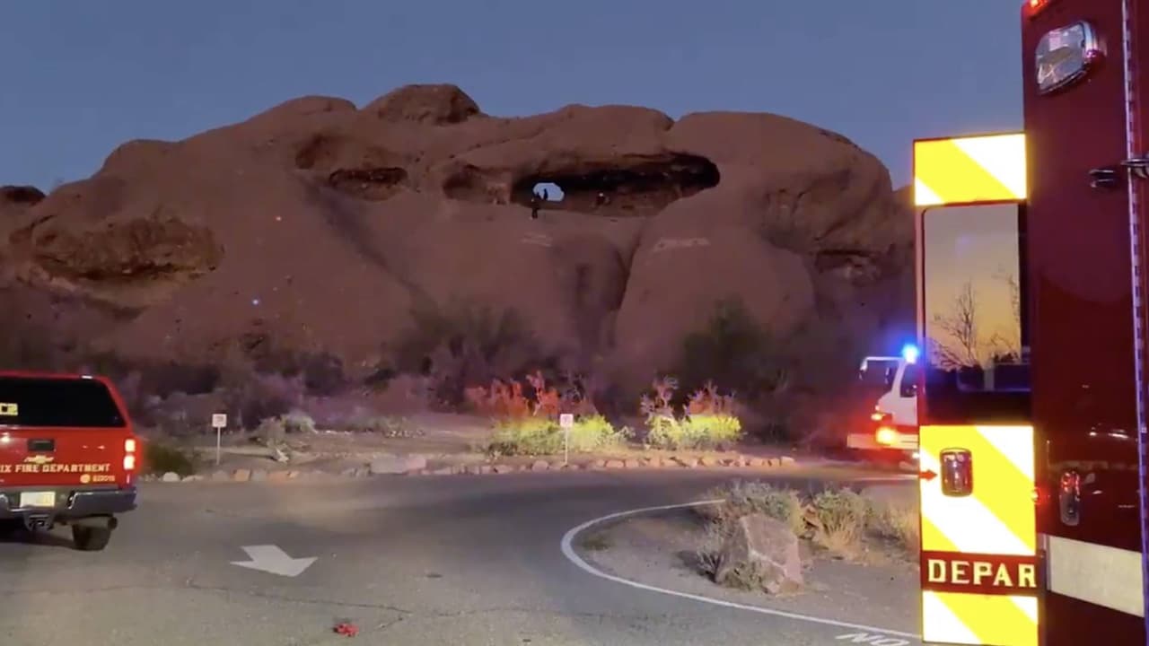 Muere joven senderista tras caer al vacío en una popular montaña de Phoenix