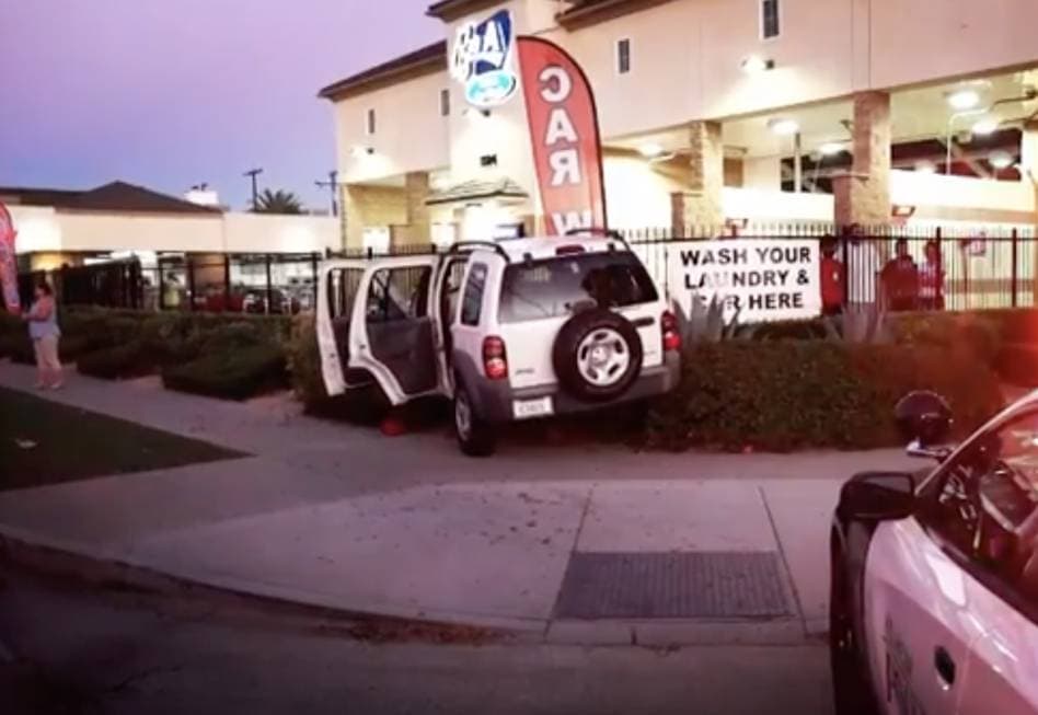 Muere una embarazada tras ser arrollada en Anaheim por conductora señalada de manejar ebria 