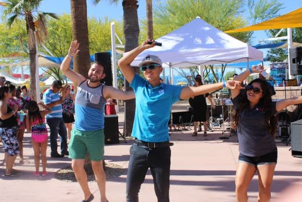 Una tremenda "Fiesta de Verano" disfrutaron cientos de personas en "Wet 'n' Wild, donde estuvieron presentes los talentos de nuestras emisoras de Uforia. 