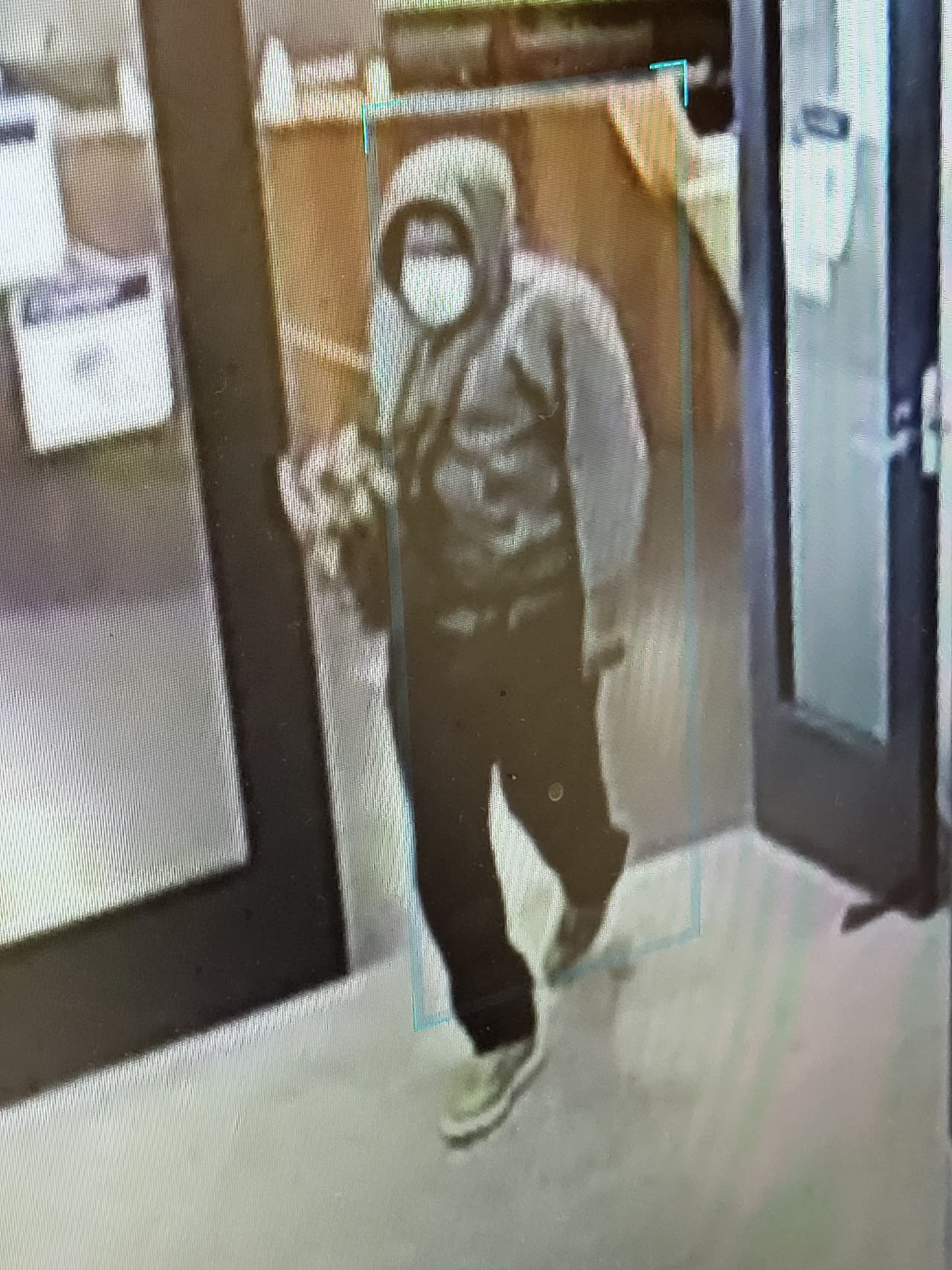 Primeras imágenes del sospechoso del tiroteo en Midtown.