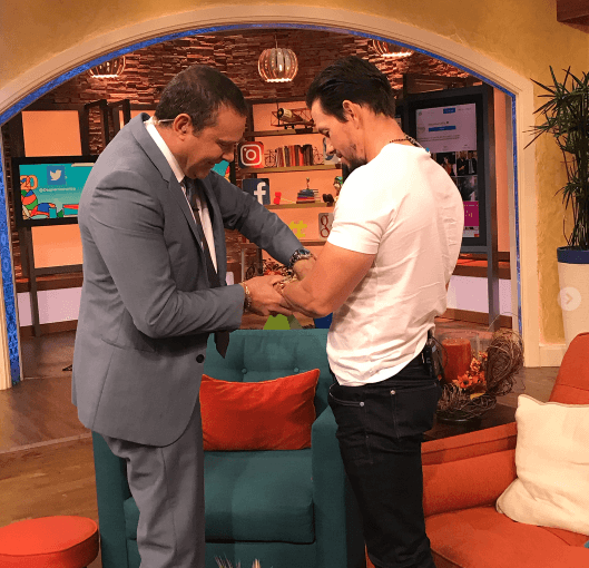 Los dos son amantes de los relojes y nuestras cámaras los captaron hablando de ello.