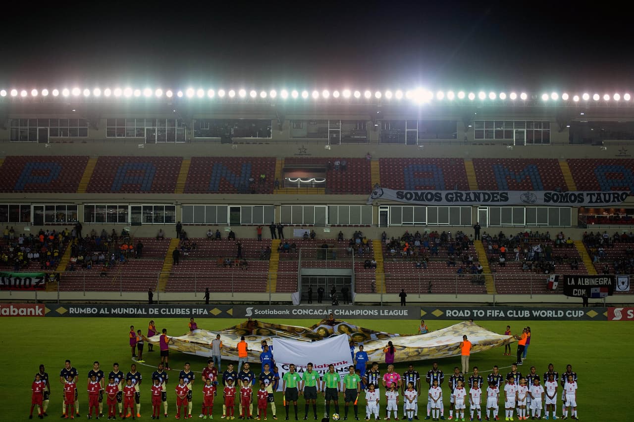 Poco público se acercó al Rommel Fernández de Ciudad de Panamá para ver el juego entre el Tauro FC y el América.