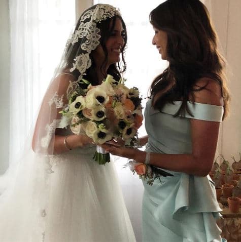 "Verte feliz es mi felicidad, Mi tormento tropical. La novia más linda [...]", señaló Giselle en esta imagen junto a su hija Gabriella.