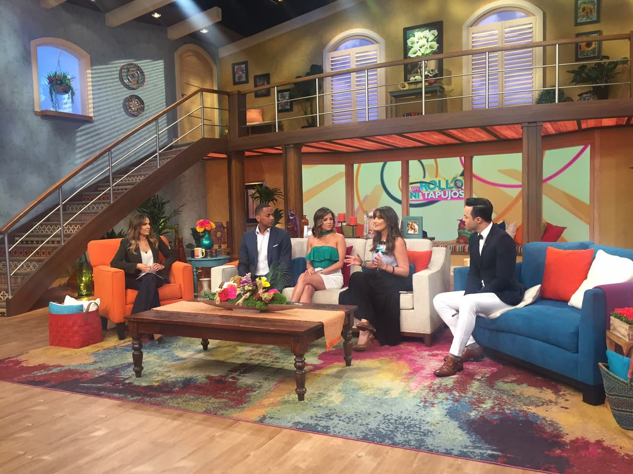 ¿Te perdiste los mejores momentos de Sin Rollos Ni Tapujos? Visita UVideos.