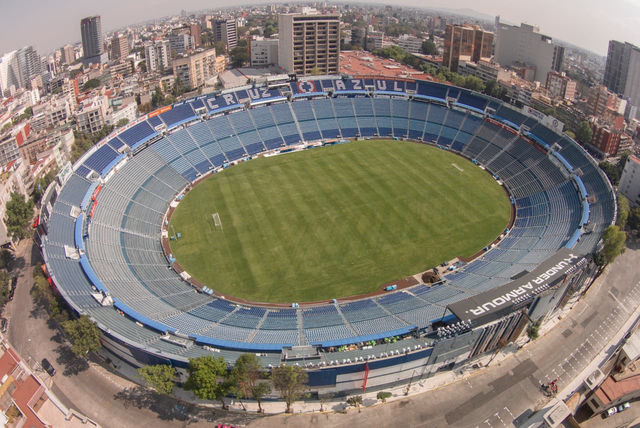 ¿Y la demolición? Resulta que el estadio Azul tendrá dos años más de vida