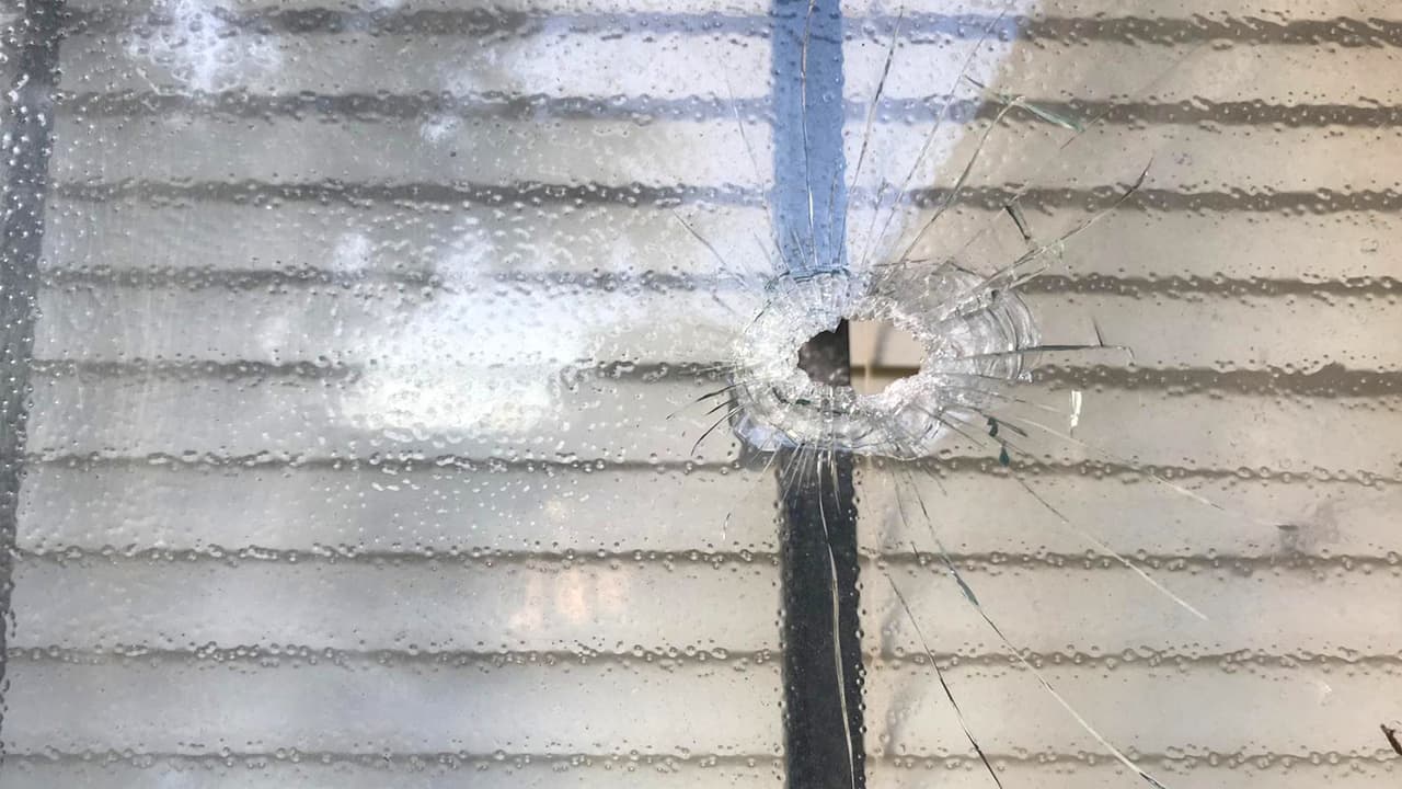 <b><a href="https://www.univision.com/local/houston-kxln/estamos-devastados-familiares-de-la-pareja-hallada-muerta-afuera-de-una-casa-en-el-condado-de-harris-video">Familiares de las víctimas presentes en el lugar del tiroteo hablaron con Univision 45 </a></b>sobre lo acontecido y dijeron estar “devastados”.