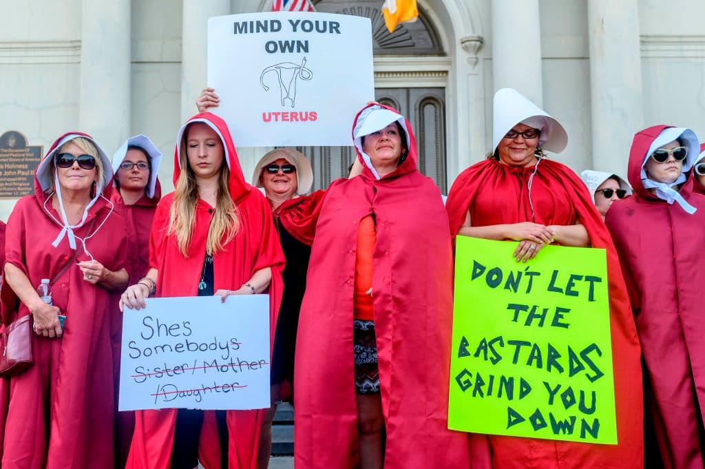 La Corte Suprema revisará con los dos jueces conservadores de Trump una ley de Louisiana que limita el acceso al aborto