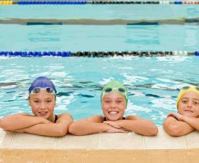 YMCAEl YMCA es uno de los proveedores de programas de campamentos  más grandes en la nación con más de 1,920 campamentos diurnos y sobre 335 campamentos residenciales.  Además cuenta con 902 campamentos diurnos para desarrollar destrezas y necesidades especiales.Más información: www.ymca.net