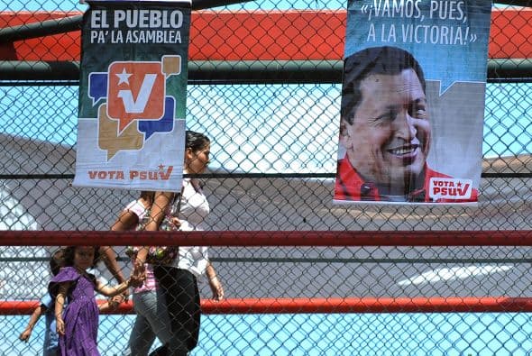 Chávez afirmó que el presunto triunfo de sus correligionarios en las parlamentarias del próximo día 26 serán la antesala de su reelección, durante un mitin de su Partido Socialista Unido de Venezuela (PSUV) en el estado occidental de Zulia, gobernado por el opositor Pablo Pérez.