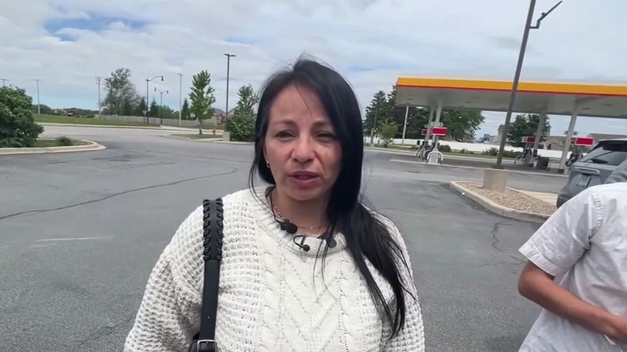 Liberan a Liliana Navarrete pero su hijo sigue retenido por ICE; podría perderse su graduación