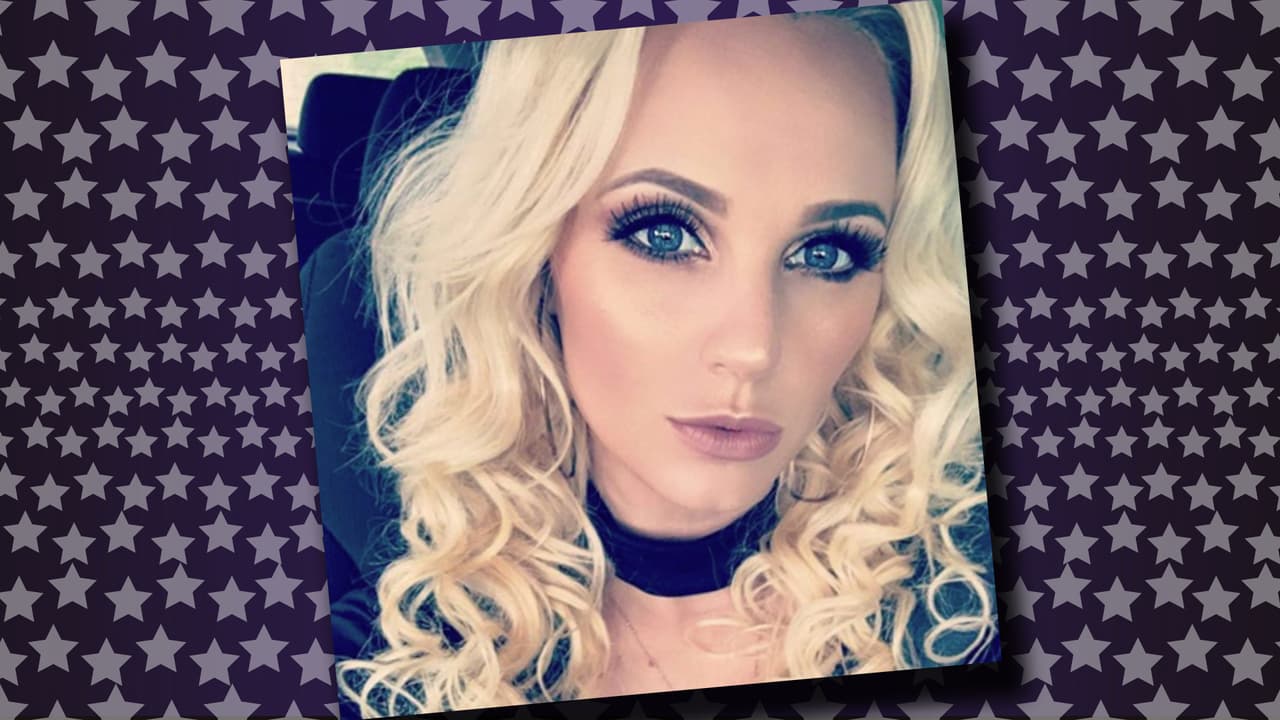 Mary Fedette tiene una historia impresionante. Esta mujer sabe lo que es luchar por sus sueños. Es toda una guerrera. Esta güera, como la bautizó Poncho Lizárraga, ya tiene nuestro corazón. Y no podemos dejar de lado el hecho de que se parece a la cantante Gwen Stefani. Gwen, como May, es otra luchona. Gwen es otra madre que divide su tiempo entre su carrera y su familia. Props to both ladies!