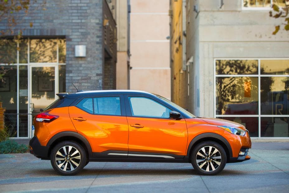<b>Segmento:</b> SUV
<br>
<b>Tamaño:</b> Subcompacta
<br>
<b>Vehículo:</b> Nissan Kicks
<br>
<b>% de inventario del 2019:</b> 22.5%
