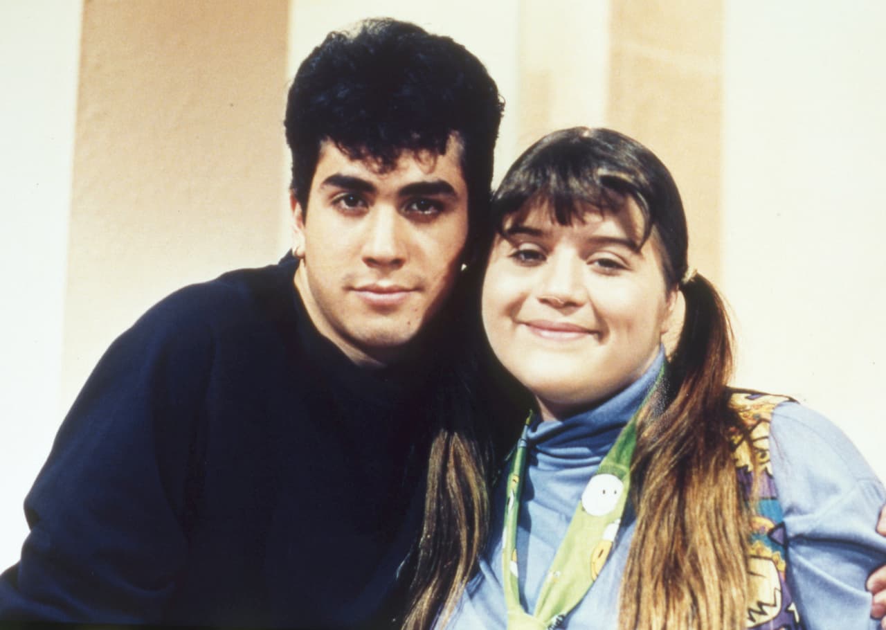 <h2 class="cms-H2-H2">Angélica Ruvalcaba - Aurora</h2>
<br>
<br>La actriz se ganó la simpatía de la audiencia como la única amiga y confidente de Lorena.
<br>
<br>Su carrera parecía ser tan prometedora como la de sus compañeros de generación, sin embargo, acabó mucho antes. Después de participar en Baila Conmigo, se retiró de los escenarios.