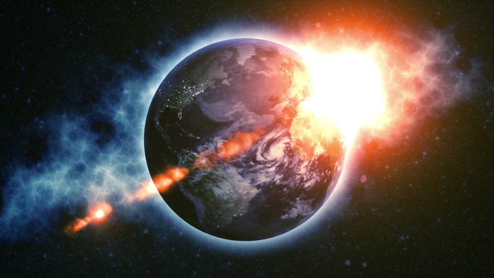 Los seguidores del francés sacan a relucir este texto cada vez que un asteroide pasa cerca de nosotros. Pero, ya han pasado más de 500 años y seguimos comprobando que nada de esto es cierto.
<br>