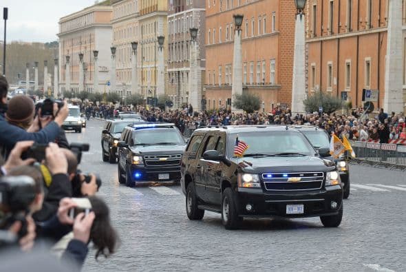 El presidente de Estados Unidos, Barack Obama, llegó hoy al Vaticano para mantener su primera reunión con el papa Francisco.