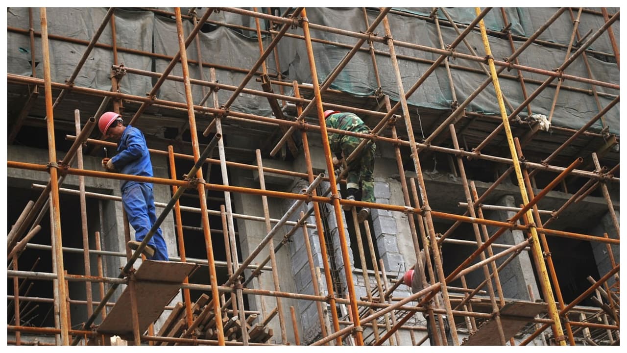 Casi el 61% de los trabajadores de la construcción que murieron nacieron fuera de los Estados Unidos: eran inmigrantes. 
<br>