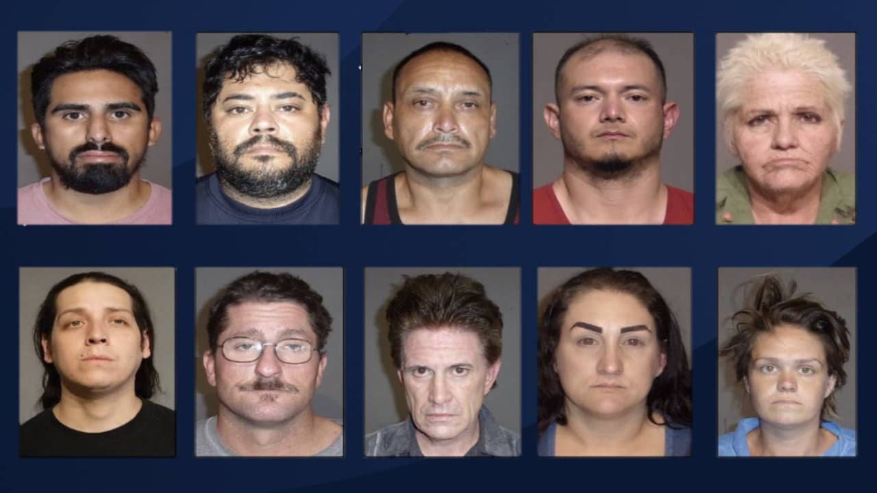 Si acaso tiene algún tipo de información que pudiera derivar en el arresto de estos sujetos llame al 928-783-4427.