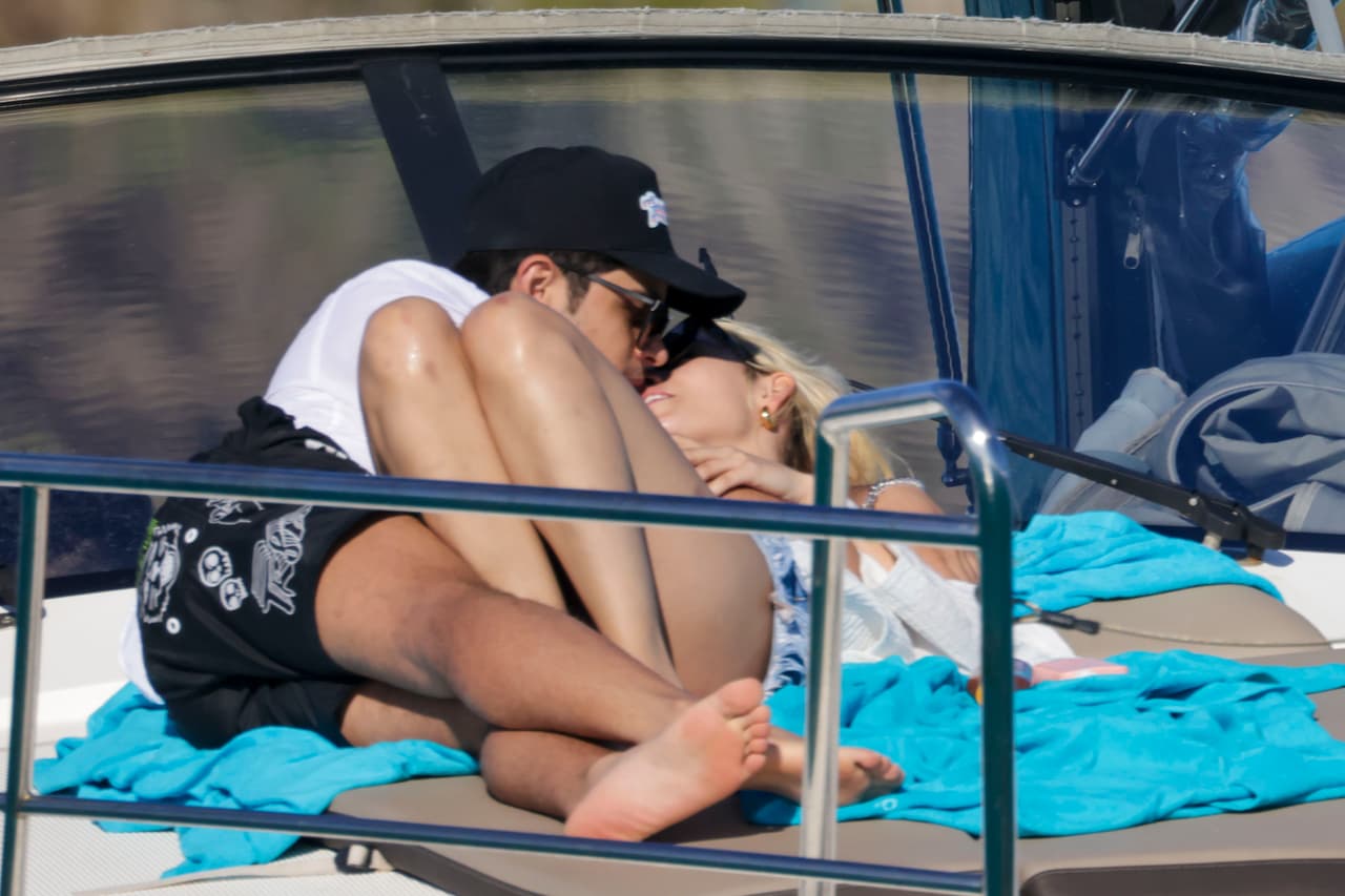 Danna Paola y Alex Hoyer