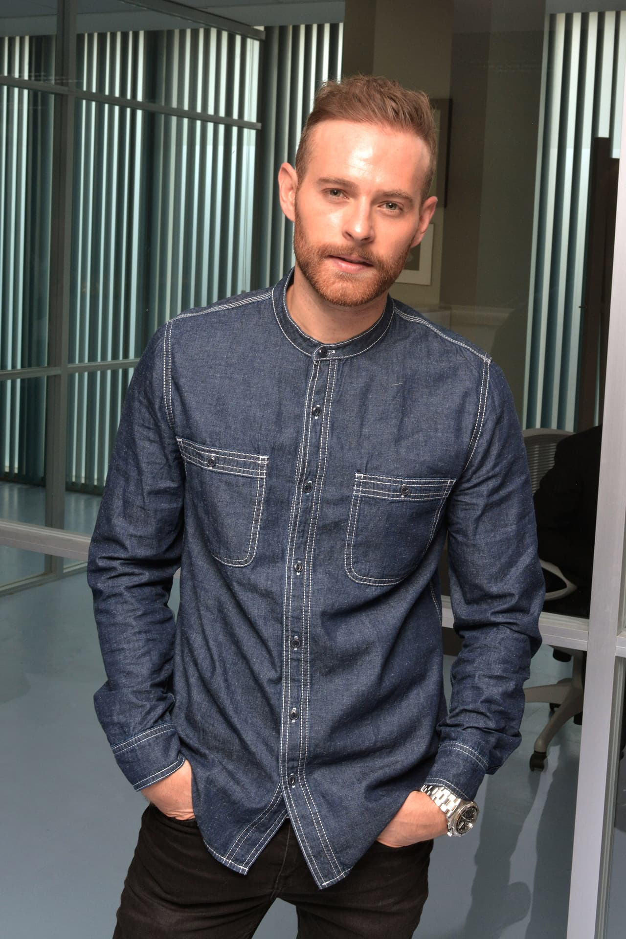 Sin embargo, también destacó que la ayuda de un profesional no solo debe ser prioridad en este tipo de situaciones, sino "cada vez que uno se siente mal y que no encuentra la salida,
<b>hay cosas que uno no puede manejar solo</b>".