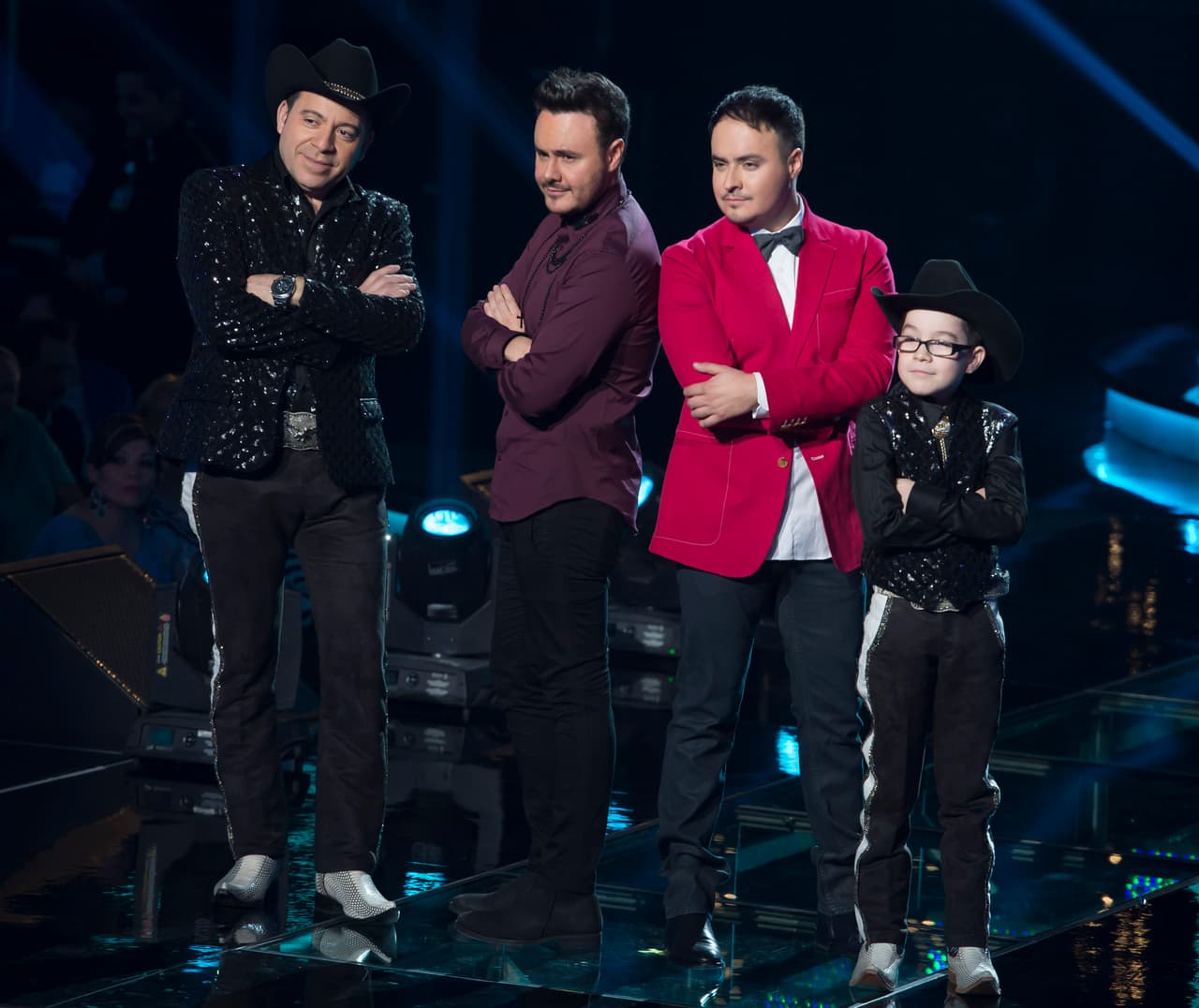 Después de 10 semanas de duro trabajo, la familia Barraza se corona como ganadora de Me Pongo de Pie, Paty Cantú y los Cervantes obtuvieron el segundo lugar, y Río Roma y los García el tercero, aunque estos últimos no quedaron conformes. Entre los invitados especiales estuvieron la Banda MS y La Arrolladora Banda El Limón.