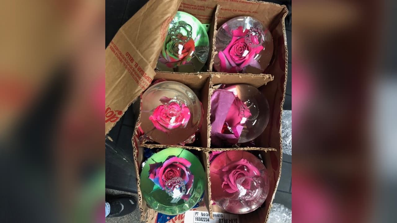 La policía confiscó 100 galones de la sustancia prohibida.