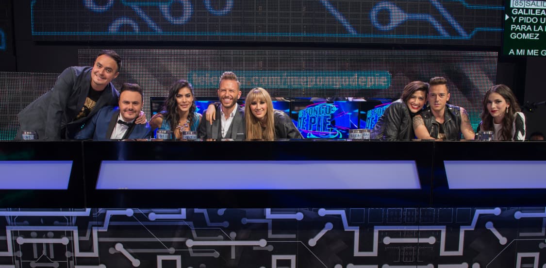 A pesar de la presión, capitanes, competidores y jueces tratan de relajarse cuando están fuera del aire, a veces se portan bien y otras tantas un poco mal, pero el chiste es pasarla bien. ¡Miren qué pasa detrás de cámaras!