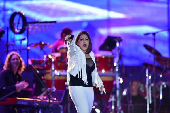 La música comenzó a las 3 de la tarde y no se detuvo hasta la medianoche, ofreciéndole al público un espectáculo inolvidable y a la altura de Miami Beach.