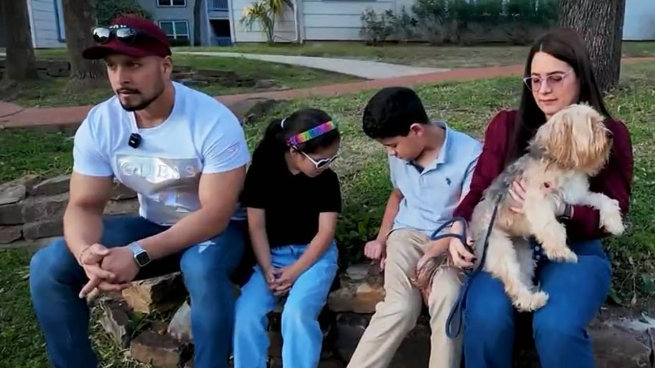Así es la nueva vida de una familia hispana que vivió una travesía con su mascota para llegar a EEUU