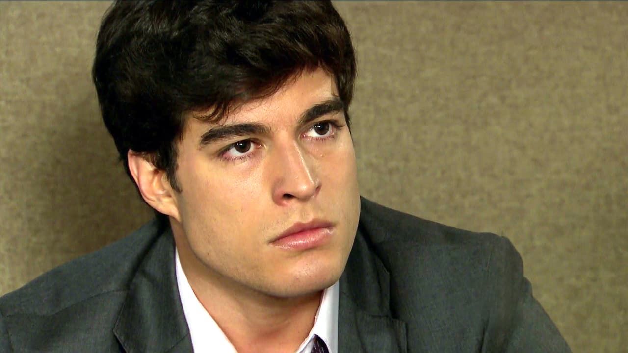 En Pasión y Poder, Eladio sorprendió a Franco al darle un regalo muy generoso. Sin embargo, Julia no descansará hasta saber por qué Eladio lo quiere tanto.