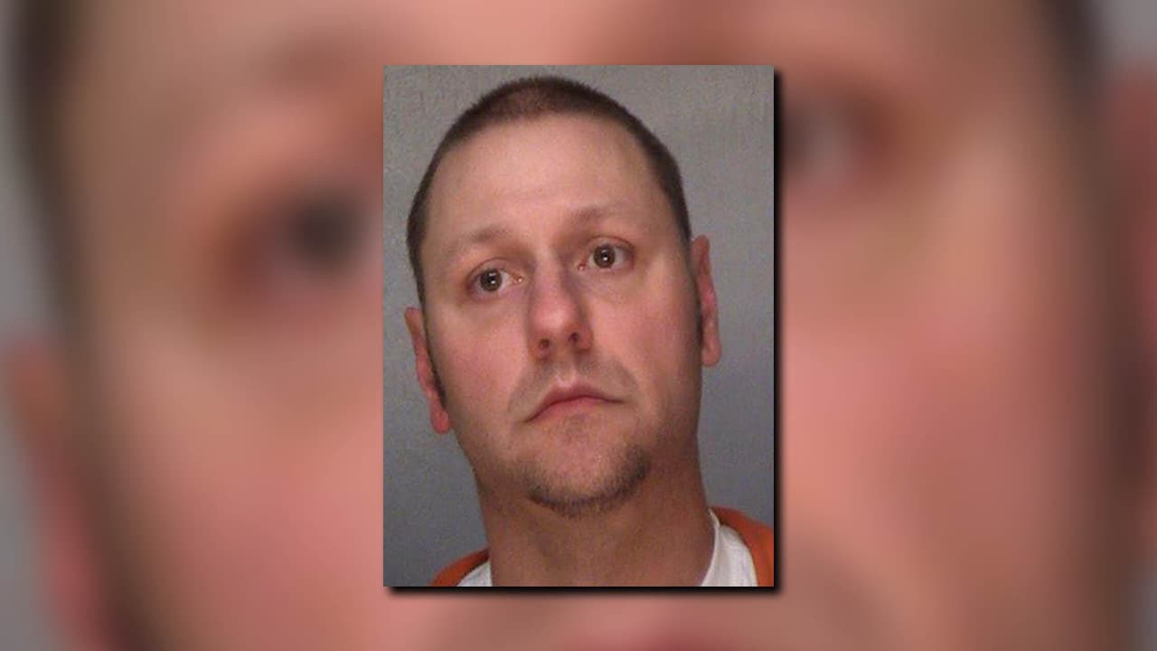 Timothy Lee Snow, de 40 años, fue detenido el pasado 9 de enero y sobre él pesan varias acusaciones, entre ellas posesión de metanfetamina con intención de distribuir y posesión de un arma de fuego durante un delito, informó en un comunicado la Oficina del Alguacil del condado de Bibb.