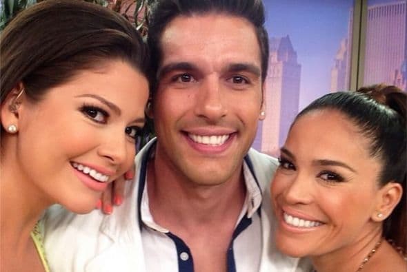 "Hoy en la casita de @DespiertaAmericaTv nos acompaña @LennyDLaRosa @BailandoPorUnSueno", mostró Ana. (Julio 21, 2014)