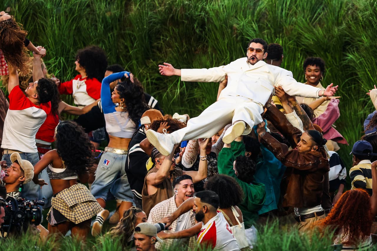 Congresista Andy Ogles pide investigar a la NFL y NBC por show de Bad Bunny en el Super Bowl