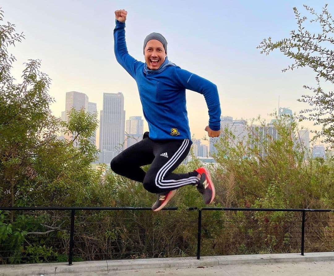 Nuestro Luis Sandoval derrocha energía.