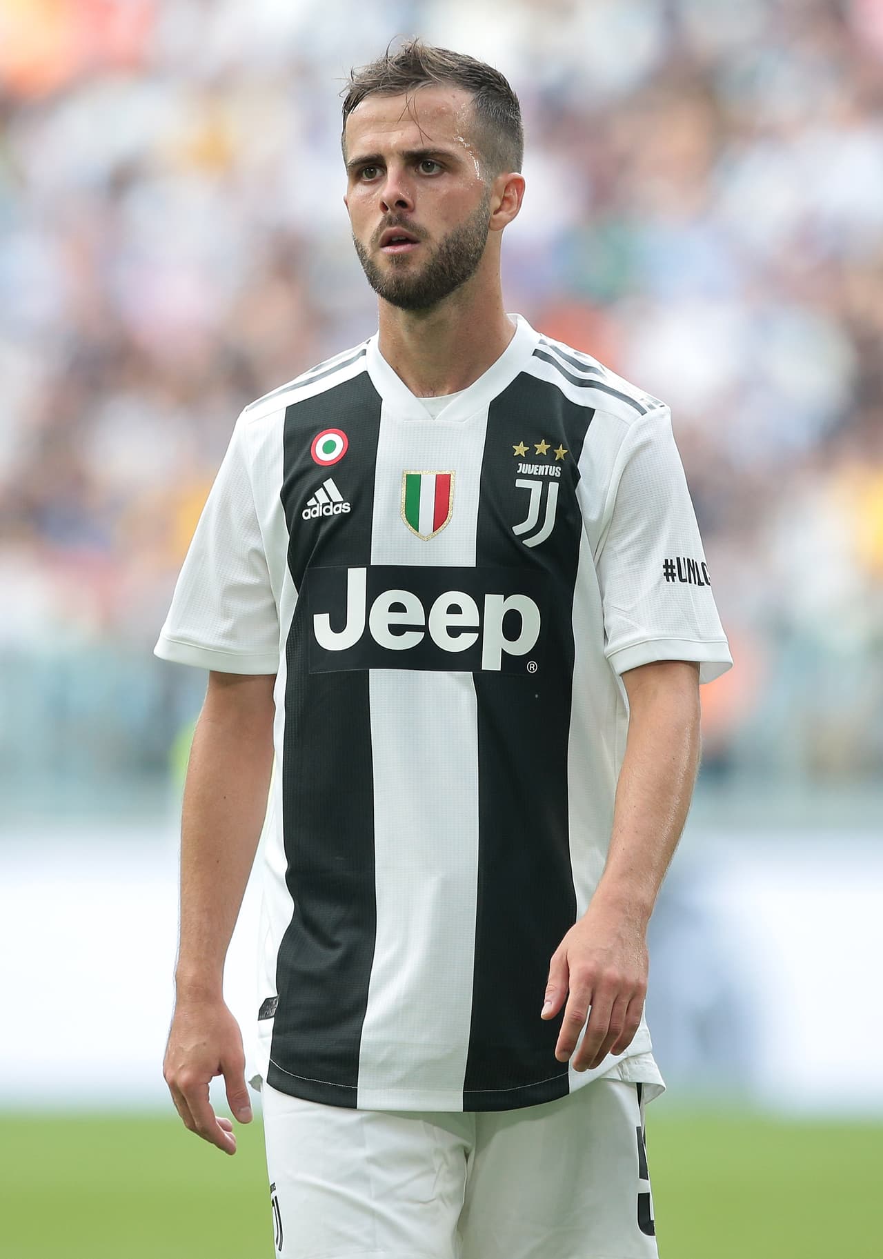 Aunque se ha hablado mucho de la posibilidad de Miralem Pjanic de jugar en Barcelona, en las últimas horas se ha dicho que el Manchester City lo quiere.