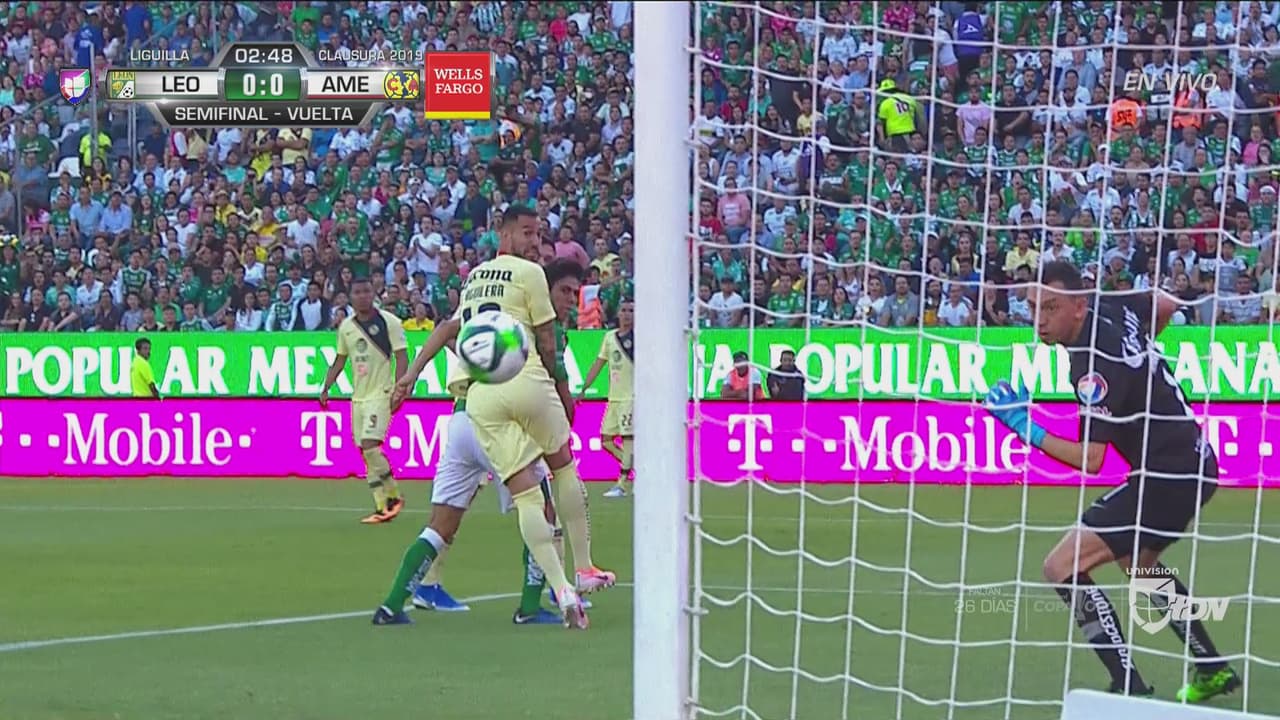 ¡Se salvó al América! Mena al poste