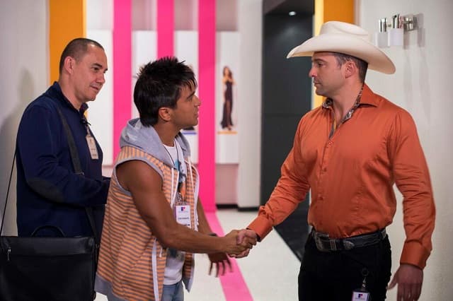 En el 2013 aceptó la invitación de la productora Rosy Ocampo para grabar algunas escenas de 'Qué pobres tan ricos'.