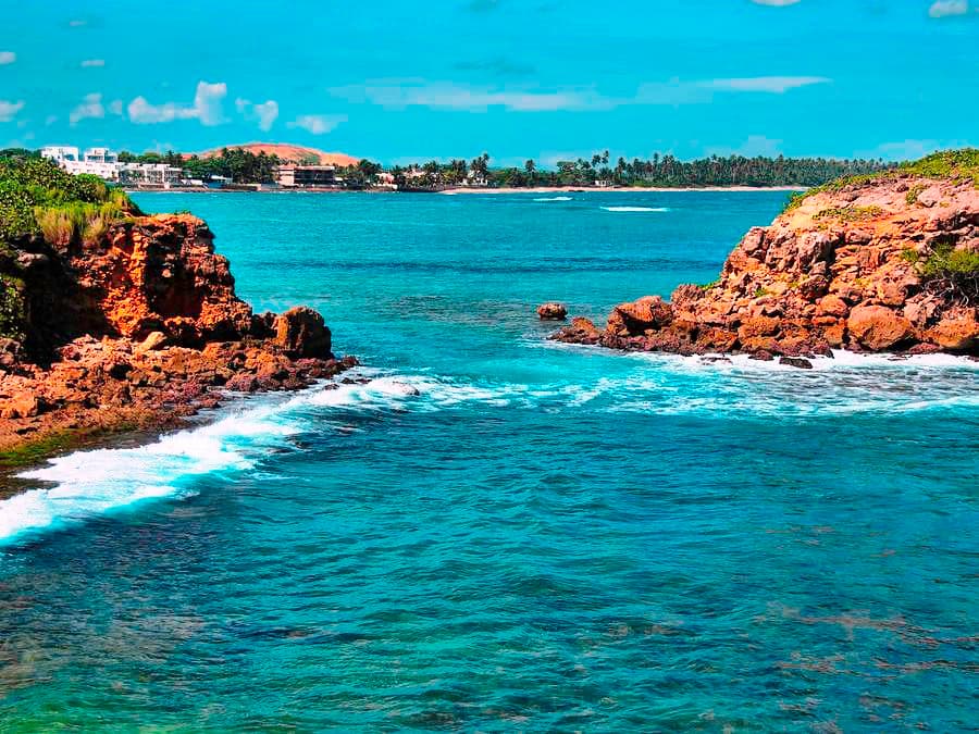 Alcalde de Vega Alta solicita se atienda medida que busca traspasar el balneario de Cerro Gordo al municipio