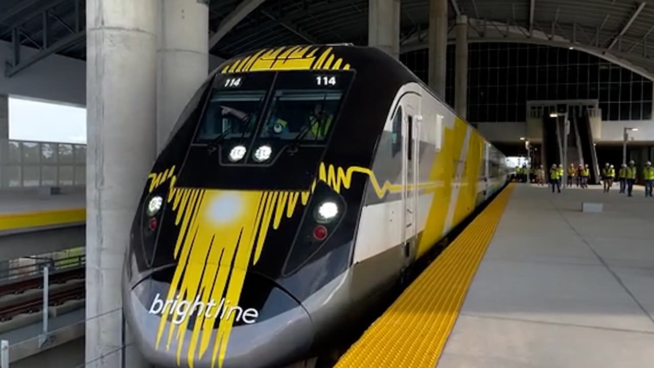 ¿Buscas empleo? Estas son las nuevas vacantes anunciadas por Brightline