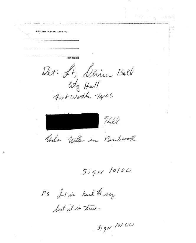 Una persona escribe una carta en la que se declara culpable de un asesinato cometido hace 45 años