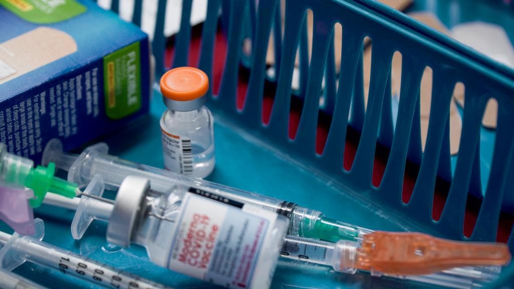 El Consulado de México en Dallas ya está aplicando la vacuna contra el covid-19 a niños mayores de 5 años. 
<br>