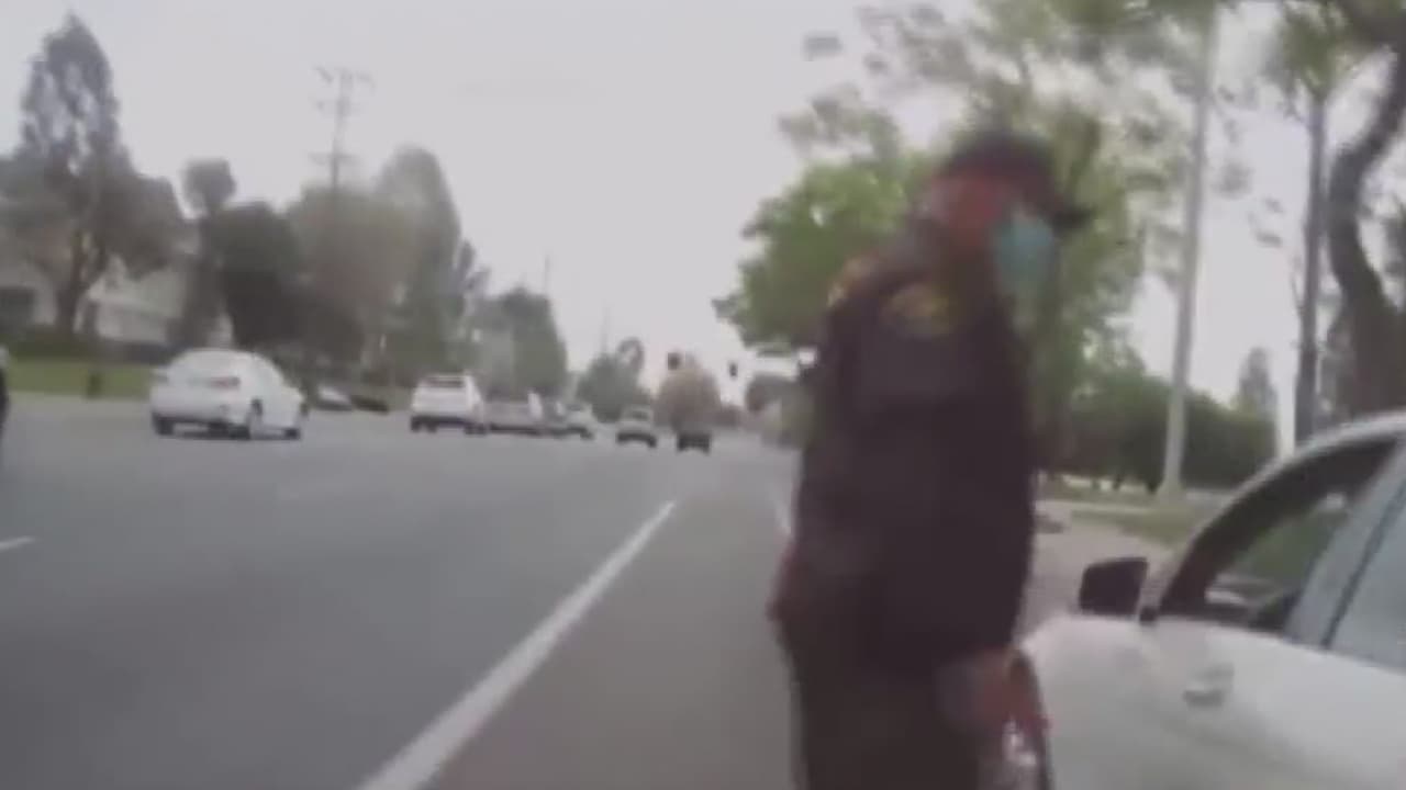 "Siempre va a ser un mexicano, nunca será un blanco": el ataque racista contra un alguacil del condado Los Ángeles