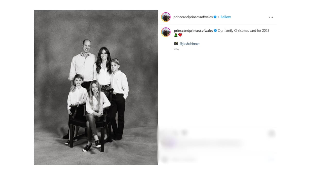 Así posó la princesa Charlotte en la postal navideña de 2023.