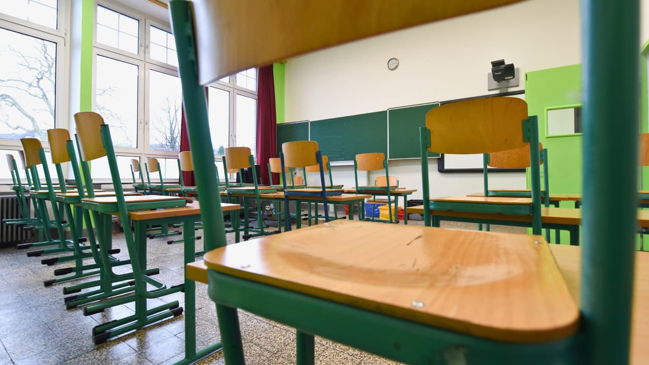 Dallas ISD enfrenta el regreso a clases con menos alumnos en medio del temor migratorio