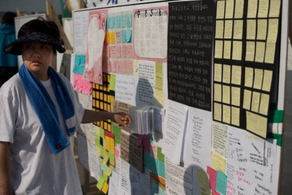 "Tras celebrar los funerales, volveremos aquí hasta que sea recuperada la última persona desaparecida", aseguró un representante de las familias.