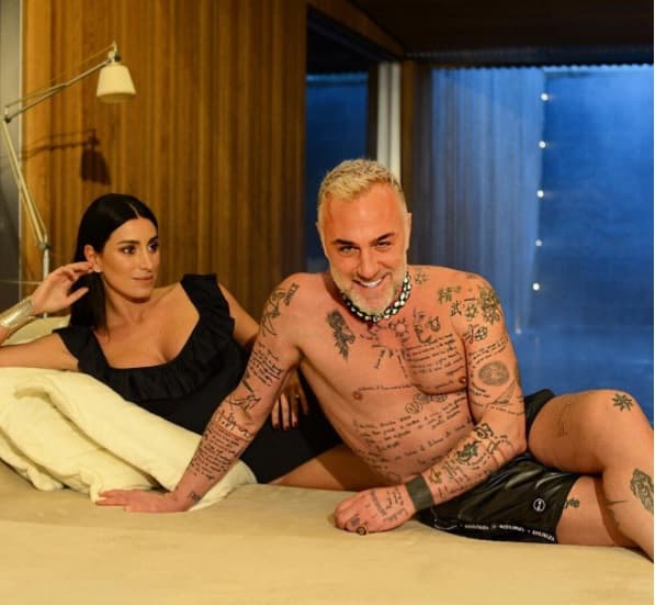 Su coordinación no solo fue para los bailes, sino para los negocios y en la vida personal.