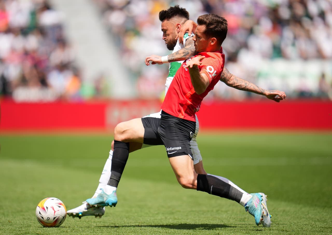 El Mallorca de Javier Aguirre cayó por goleada de 3-0 en su visita al Elche en la Jornada 32.