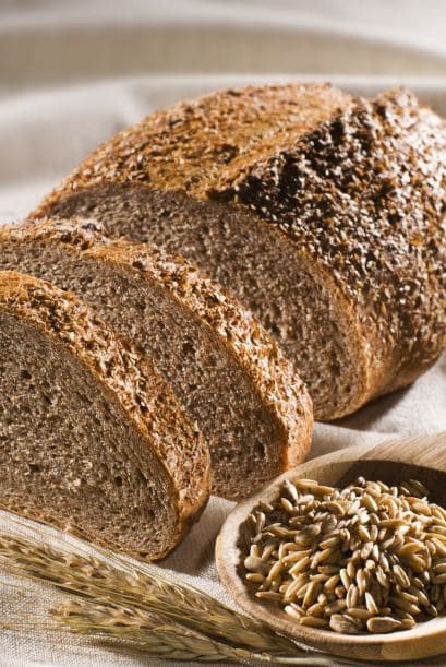 “Al comer carbohidratos ‘buenos’, podrías bajar de peso, ya que te ayudan a saciar el apetito”, explicó Boyer.