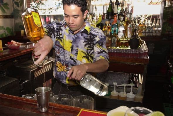 El presidente del organismo promotor del Pacto Nacional por la Cero Tolerancia en la Venta y Facilitación de Alcohol para Menores, sostuvo que el alcoholismo detona muchos problemas.