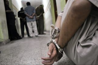 La Corte Suprema ratifica anulación de una ley en Arizona que negaba fianza a inmigrantes