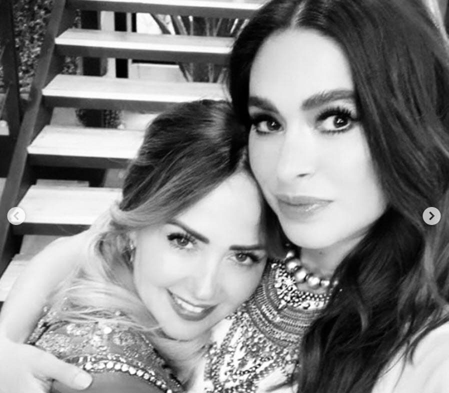 "¡Feliz cumpleaños mi Andrea Legarreta! Tantos años llenos de risas, viajes, bailes, pláticas, 
<b><a href="https://www.univision.com/famosos/galilea-montijo-sufre-accidente-y-desmayo-antes-de-entrar-al-aire-en-hoy-y-no-fue-la-unica-fotos" target="_blank">mezcales y una que otra lágrima</a></b>. ¡Sabes que te deseo solo felicidad y salud con toda tu familia que adoro!", le escribió la tapatía junto con 
<b><a href="https://www.instagram.com/p/CCjDNNPj9wv/" target="_blank">estas fotos. </a></b>
<br>